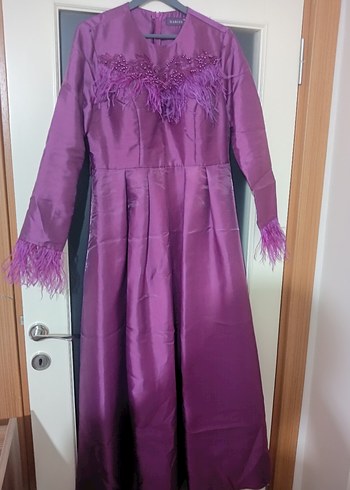 Abiye Mor Uzun Kollu Nakışlı Abiye