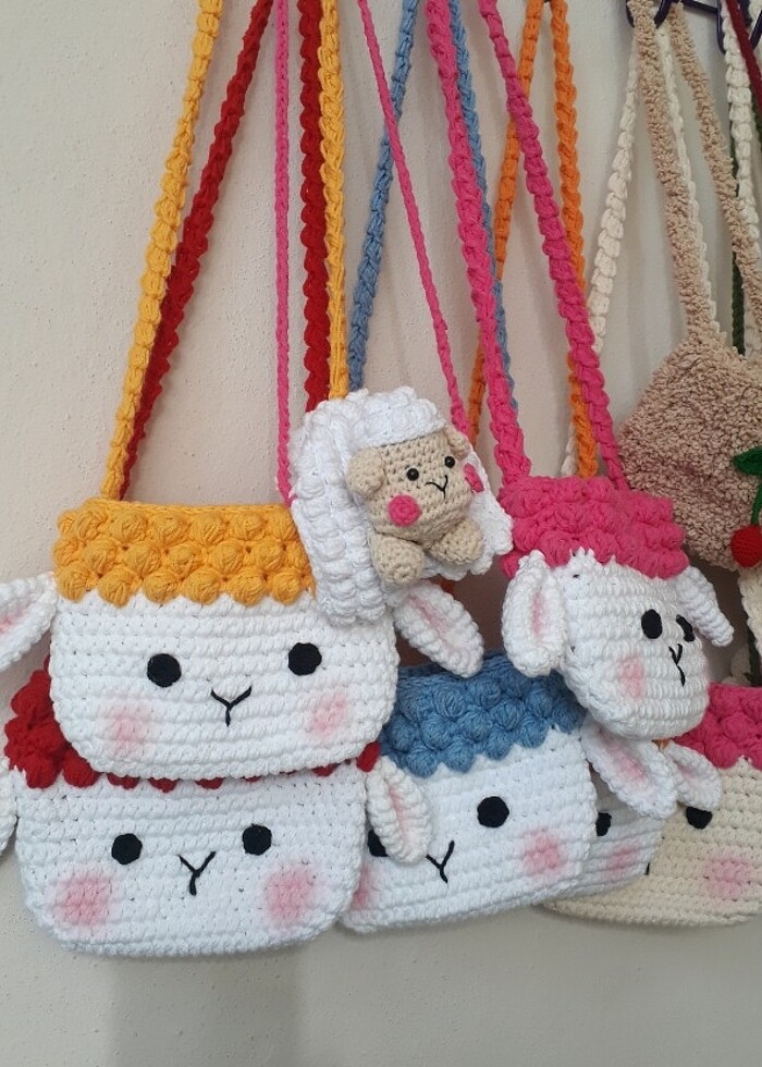 Kuzu Kız Çocuğu Çantalar - Görsel 3