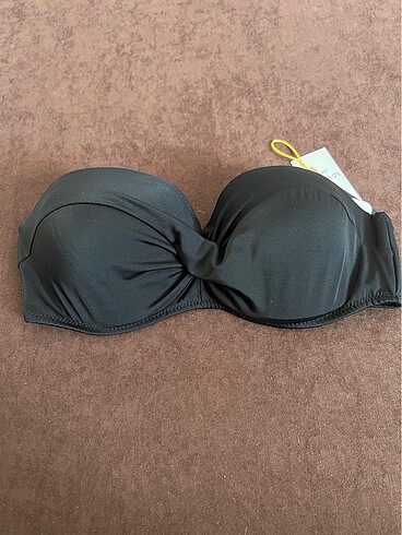 Bikini üstü