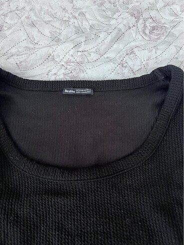 Bershka Kısa Crop