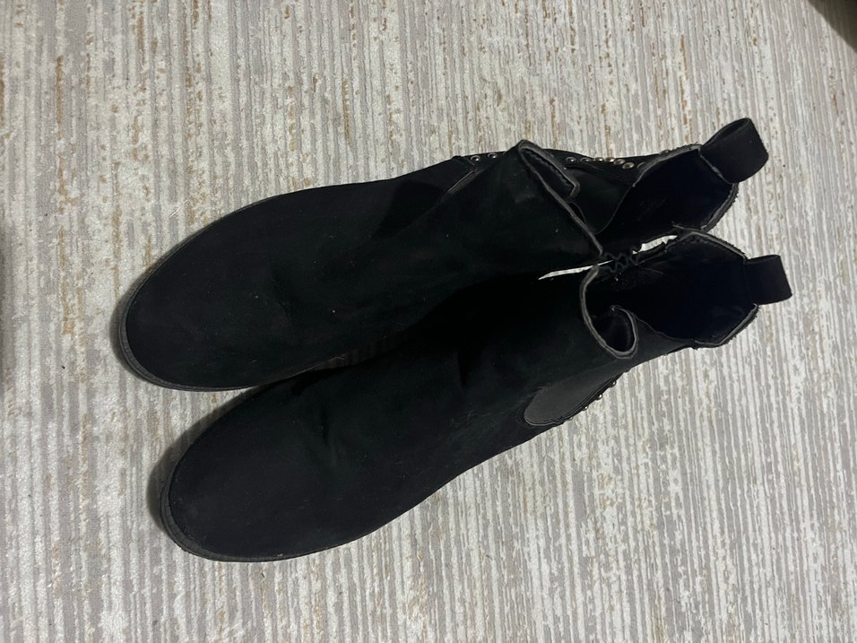 Siyah Süet Tabanlı Kışlık Kadın Bot - Görsel 4