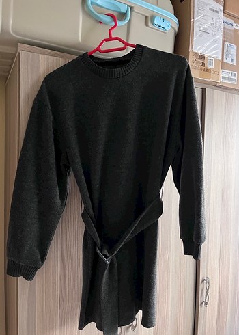 Gri Kemerli Uzun Kollu Triko Elbise
ZARA - Görsel 2