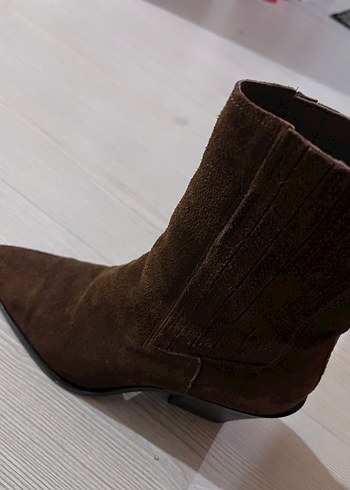 TERTEMİZ ZARA SÜET topuklu bot - Görsel 3