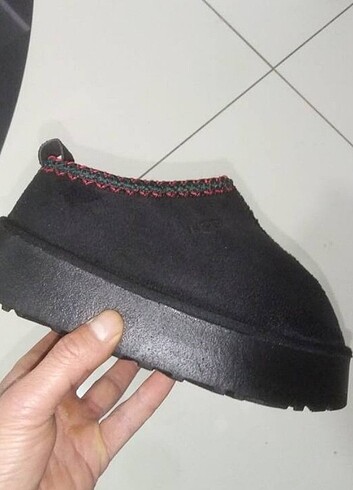 38 Beden UGG tazz slipper platform tam kalıp kendi UGG kutusunda kı