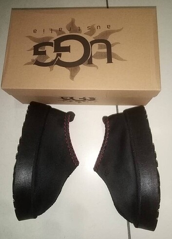 Ugg UGG tazz slipper platform tam kalıp kendi UGG kutusunda kı