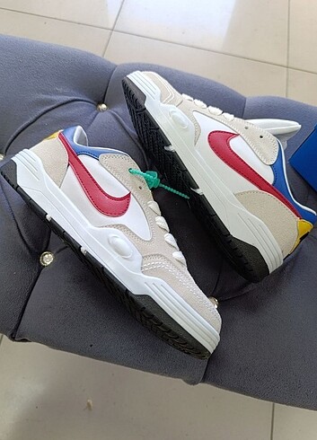 37 Beden Nike 3000 bej& kırmızı İthal kalite Etiketli kutulu Soft