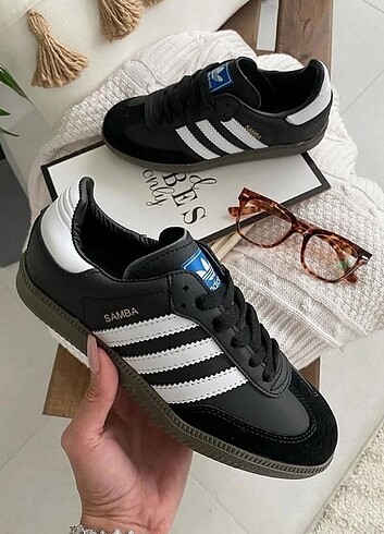 Adidas Samba 36 37 38 39 40 mevcut ? Üst kalite ? Etiketli 