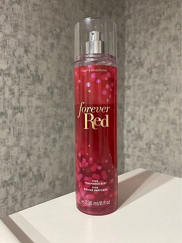 Bath & Body Works Forever Red vücut spreyi