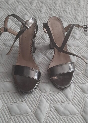Füme rengi topuklu ayakkabı - Görsel 6