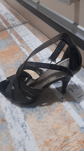Siyah renk topuklu ayakkabı  - Görsel 6