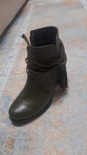 Yeşil renk bot  - Görsel 3