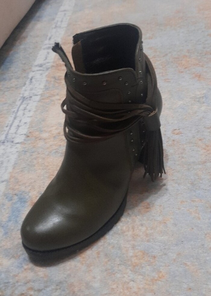 Yeşil renk bot  - Görsel 3