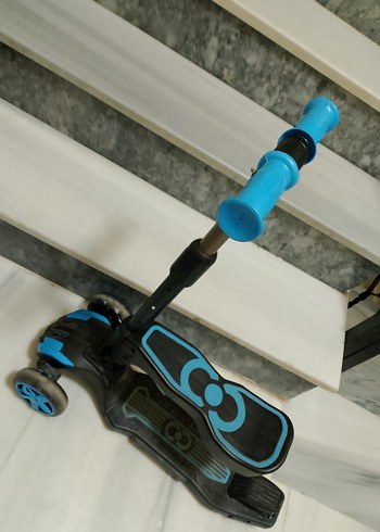 Koyu Mavi Çocuk Scooterı - Görsel 2