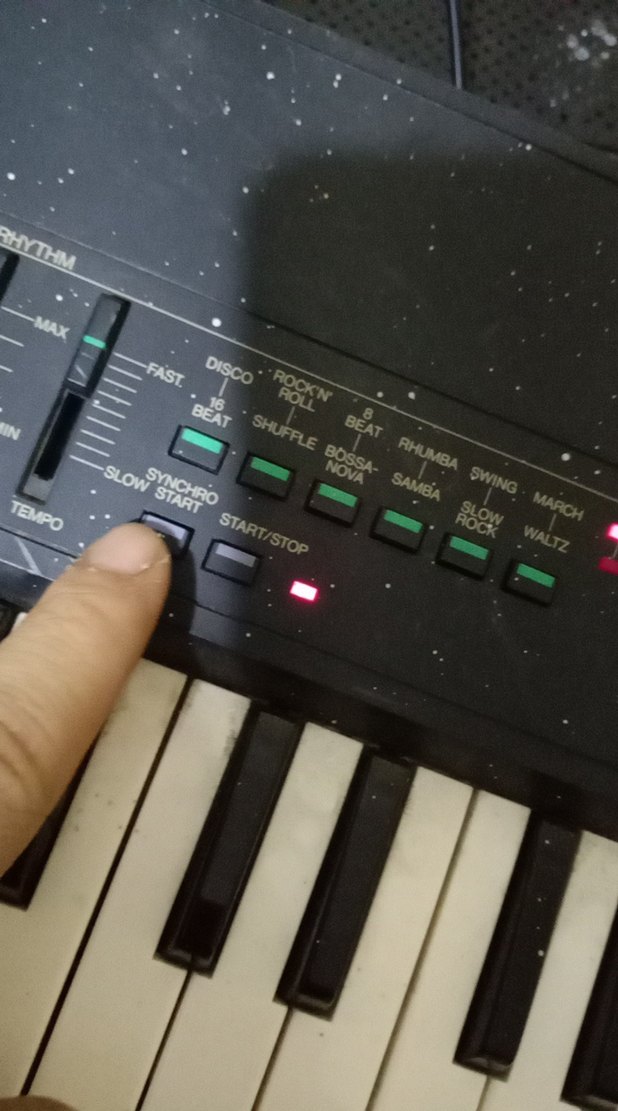 Yamaha Portatone Elektronik Klavye - Görsel 3