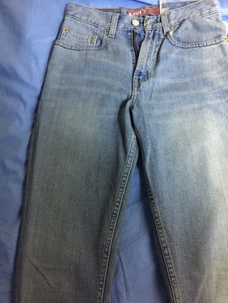 Levis boyfriend
