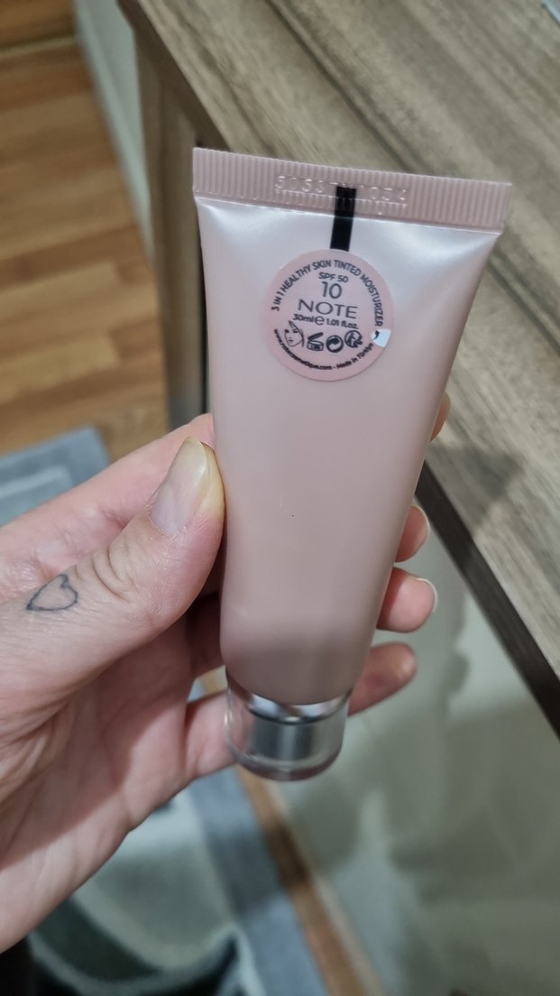 Note 3in1 Sağlıklı Cilt BB Krem SPF50 - Görsel 2