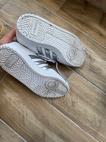 37,5 Beden beyaz Renk Adidas kadın ayakkabı