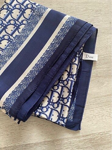 Dior Vual ipek şal