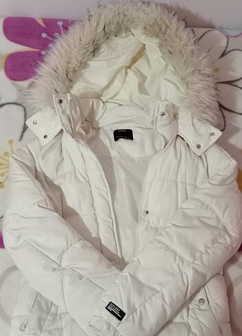 Bershka Kadın Beyaz Mont