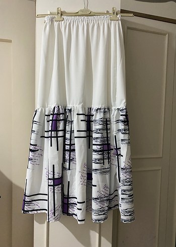 Uzun Kollu, Pilili, Yüksek Yakalı Baskılı Bluz Etek Takım - Görsel 3