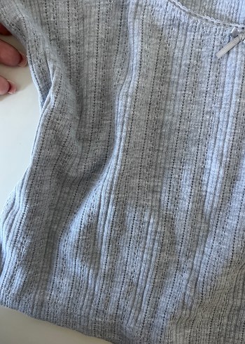 Pull and Bear Gri Örme Kısa Kollu Kadın Crop