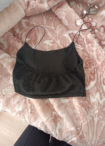 Siyah Crop 