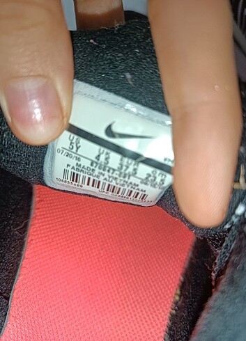 37,5 Beden Orjinal nike kadın spor ayakkabı