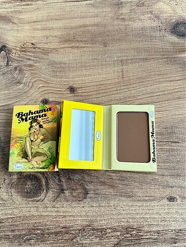 Bronzer