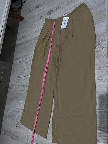 44 Beden Bol paça pantolon