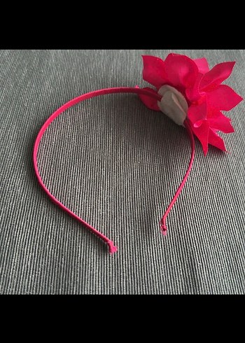 Pembe Çiçekli Taç - Görsel 3