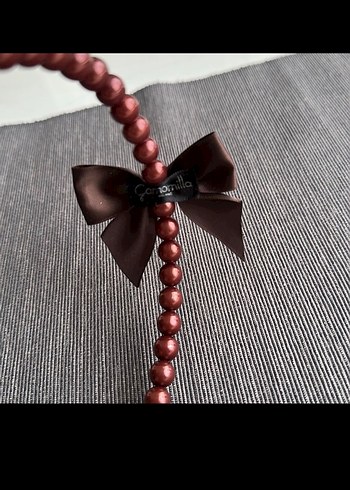 Kahverengi Saten Fiyonk Detaylı Vintage Taç - Görsel 3