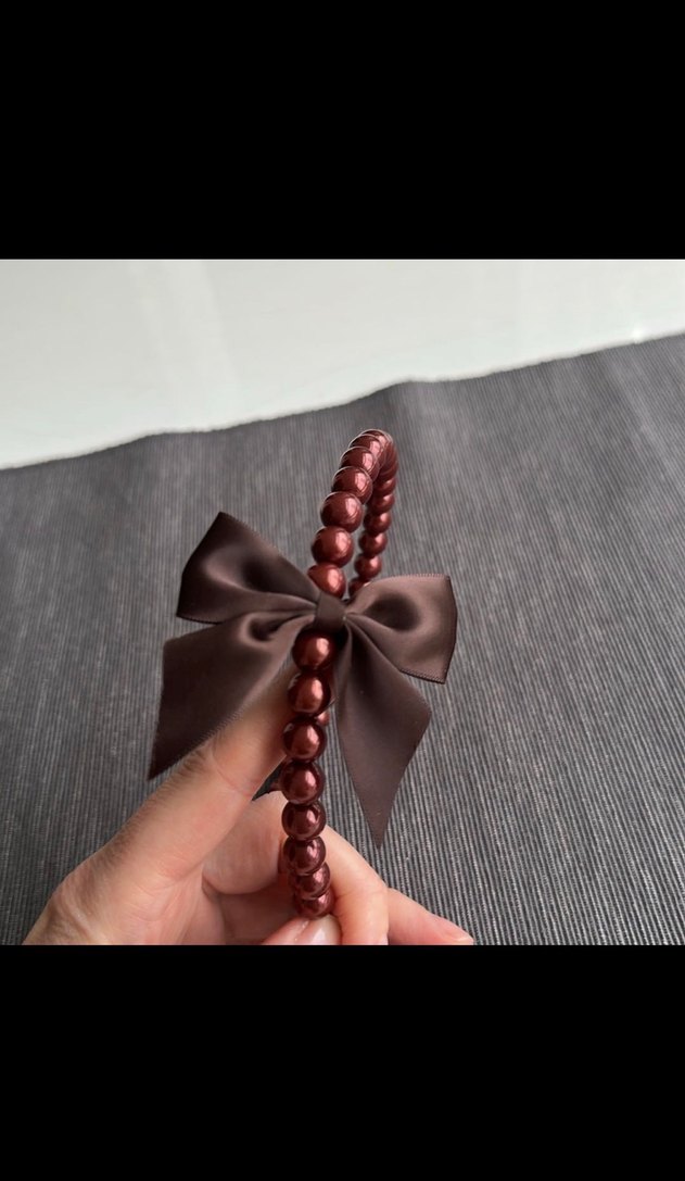 Kahverengi Saten Fiyonk Detaylı Vintage Taç - Görsel 2