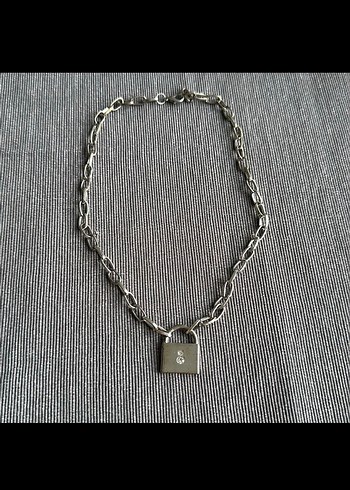 Taşlı Kilit Kolye - Görsel 3