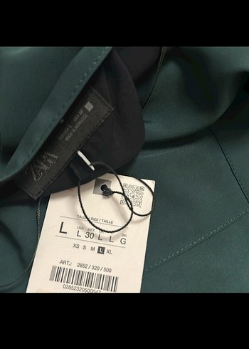 l Beden ZARA PİLELİ YEŞİL ELBİSE