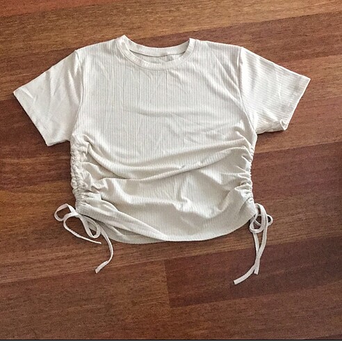 Büzgü Crop Tshirt