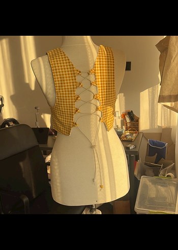 Sarı Kareli Düğmeli Midi Büstiyer - Görsel 3