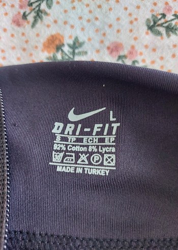 l Beden gri Renk Nike Gri Yarım Fermuarlı Erkek Sweatshirt