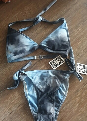 Bikini