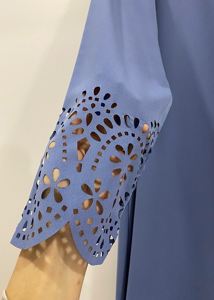 kol ve etek detayli tunik - Görsel 3