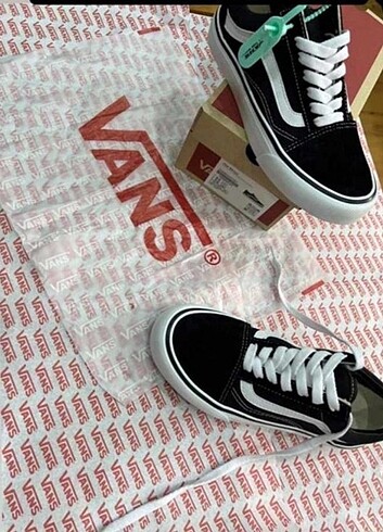 VANS OLD SKOOL AYAKKABILAR SATIŞTADİR 