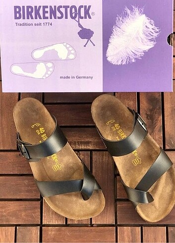 Birkenstock terliklerimiz satıştadir. 