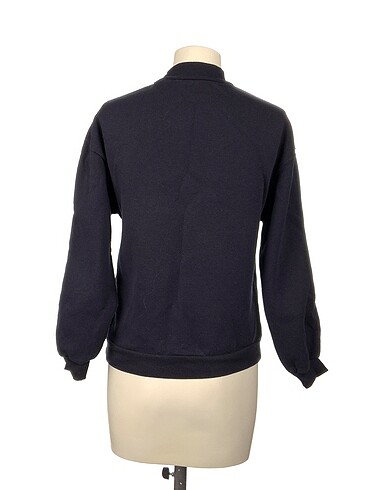 xs Beden Trendyol & Milla Sweatshirt %70 İndirimli.