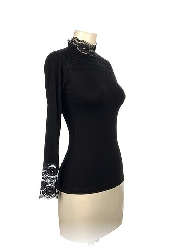 Diğer PreLoved Bluz %70 İndirimli.