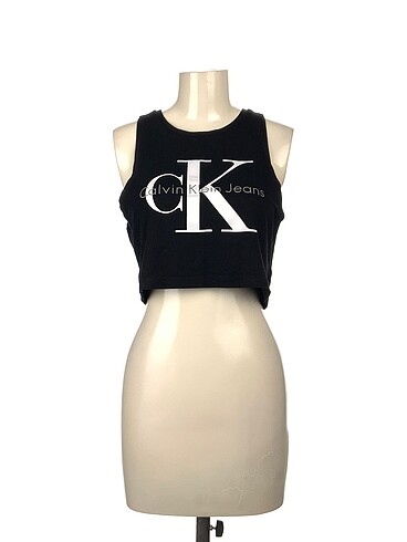 Calvin Klein T-shirt %70 İndirimli.