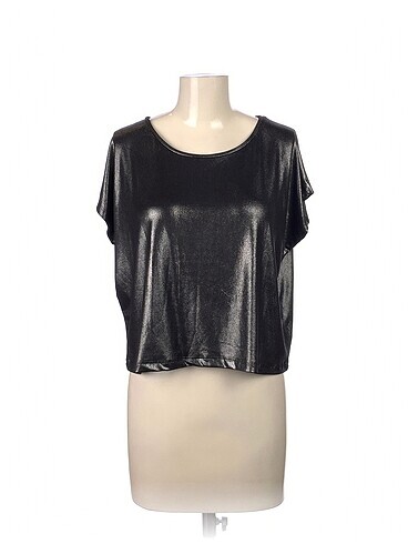 Diğer T-shirt %70 İndirimli.