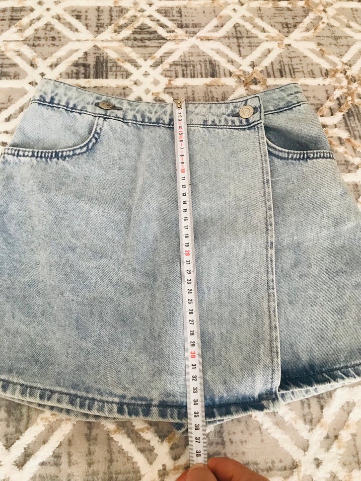 Kız çocuk Düğmeli Loose Fit Mini Kot Şort - Görsel 3