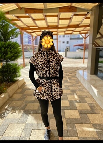 Leopar desenli kemerli şişme yelek