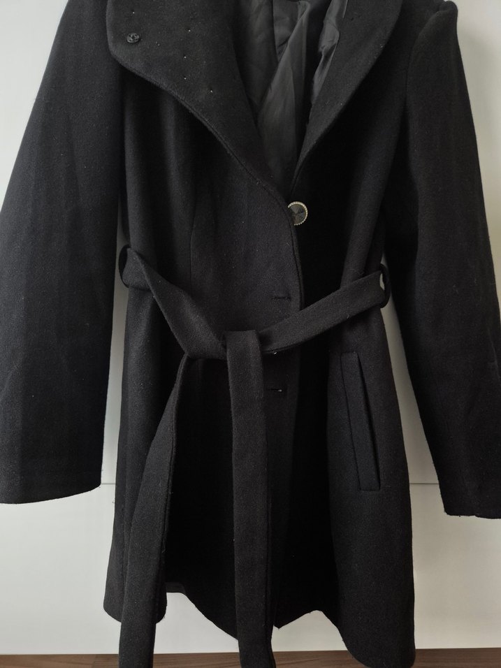 Nakışlı Siyah Kadın Kaban - Görsel 2