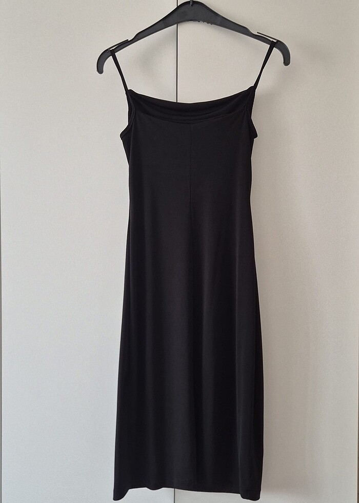 Siyah degaje yaka askılı elbise - Görsel 2