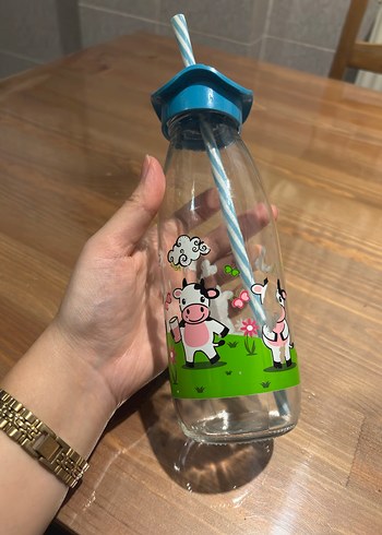 Mavi Desenli Çocuk Pipetli Matara - Görsel 2